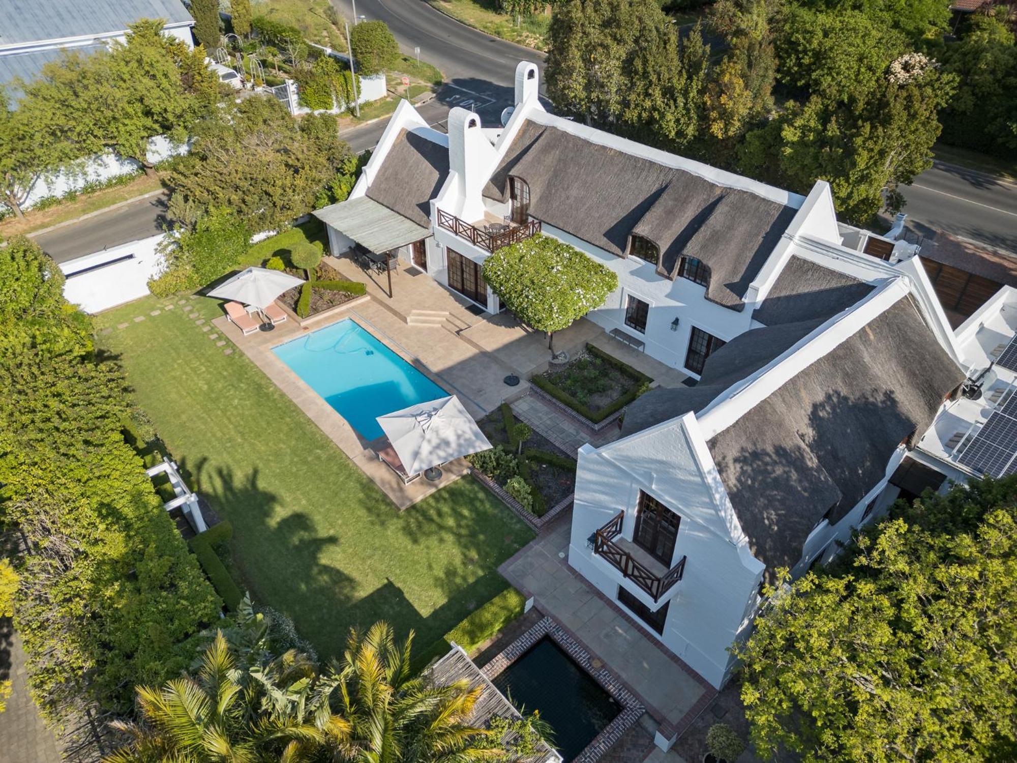 Die Rietdak - Reetdachhaus Mit Vier Schlafzimmern Ciudad del Cabo Exterior foto