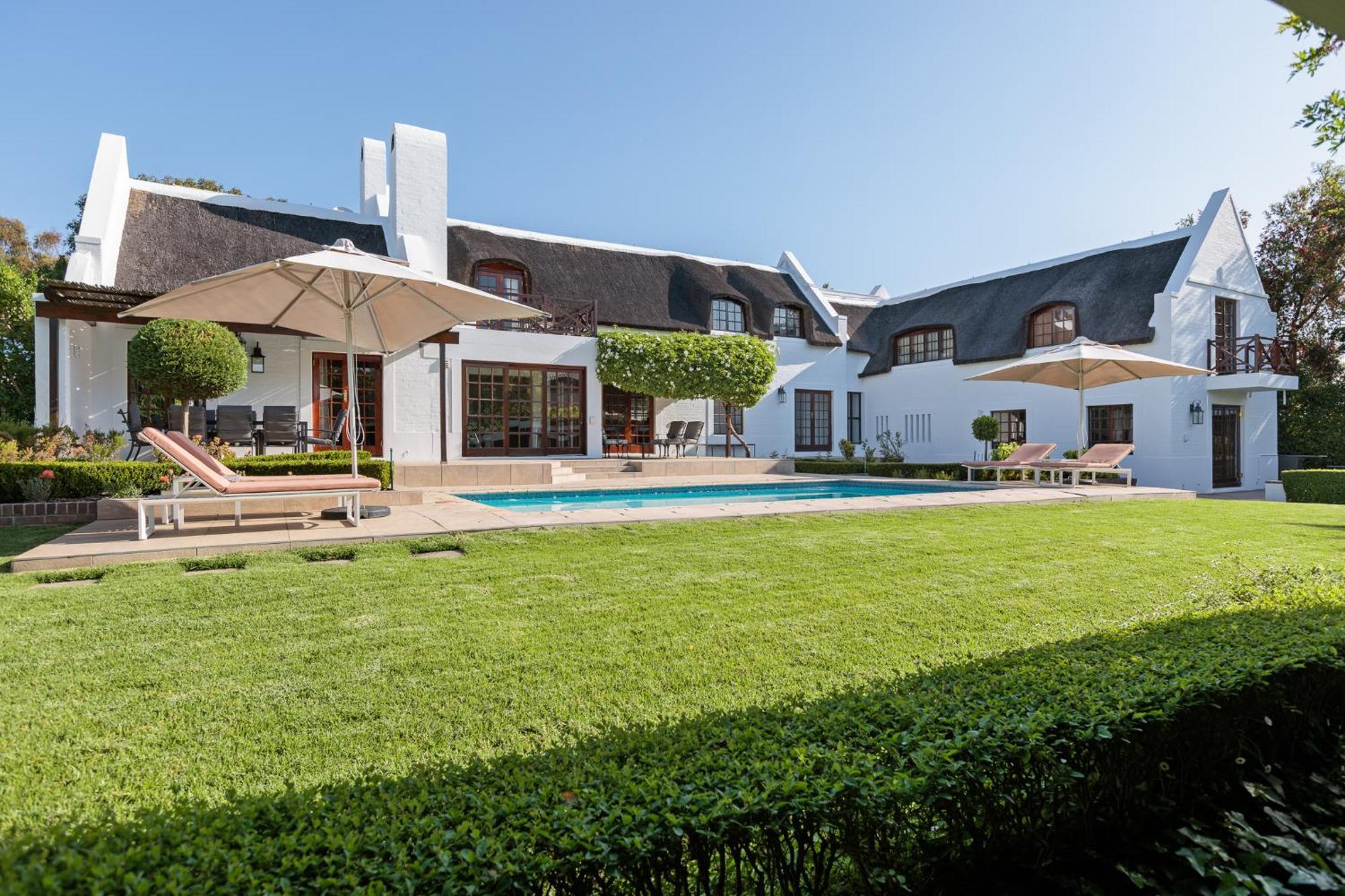 Die Rietdak - Reetdachhaus Mit Vier Schlafzimmern Ciudad del Cabo Exterior foto