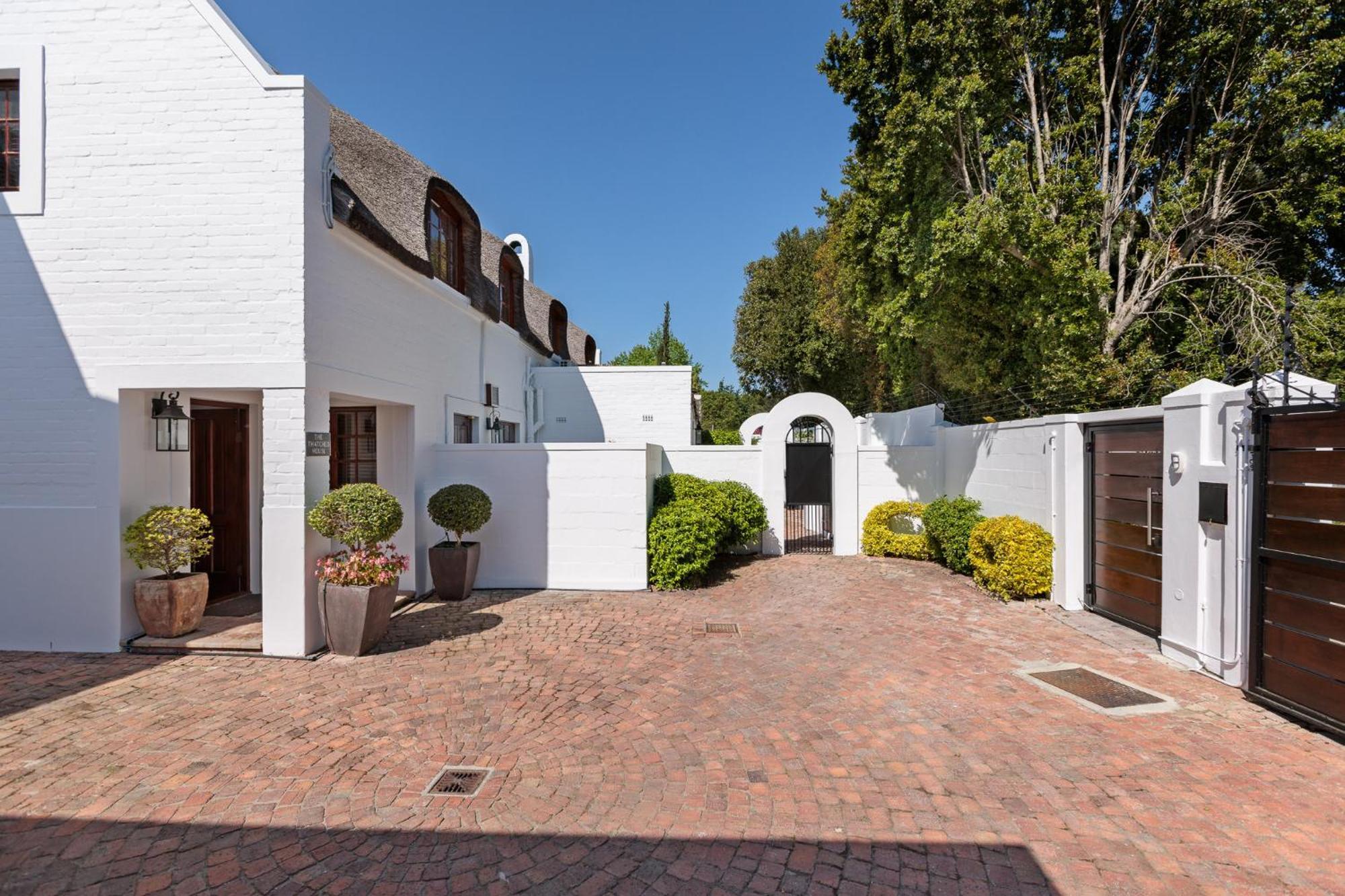 Die Rietdak - Reetdachhaus Mit Vier Schlafzimmern Ciudad del Cabo Exterior foto